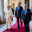 King Harald, Queen Sonja and Minister of Foreign Affairs Jorge Faurie arrive for the business seminar that began the second day of the State Visit. Photo: Heiko Junge / NTB scanpix